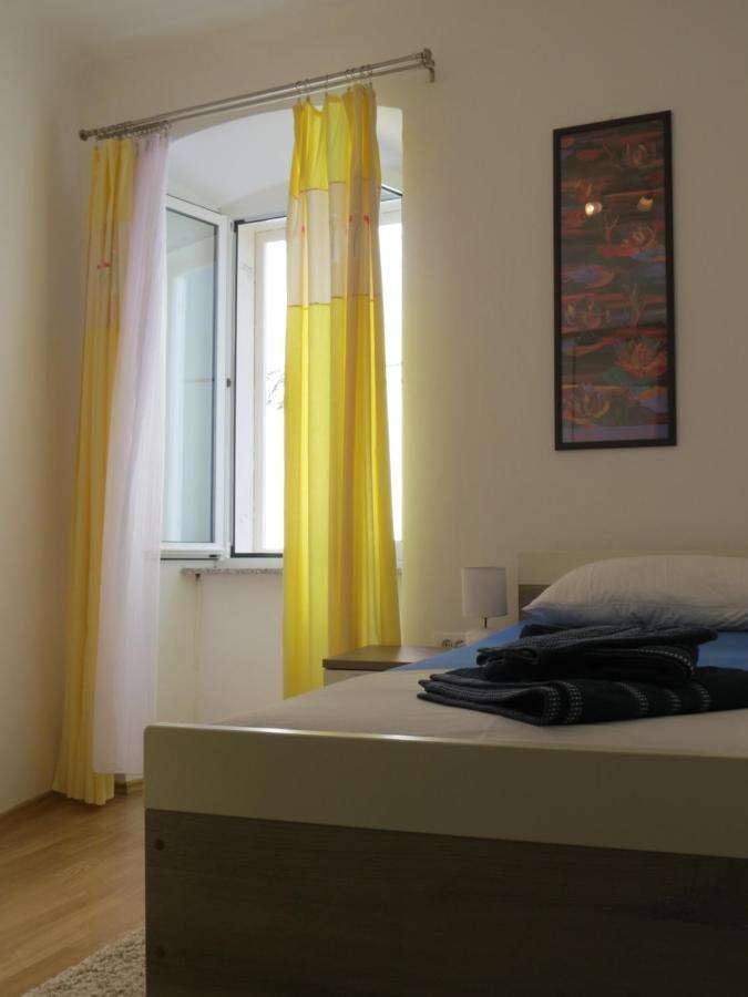 Charming Marine Style Apartment Cres Eksteriør billede
