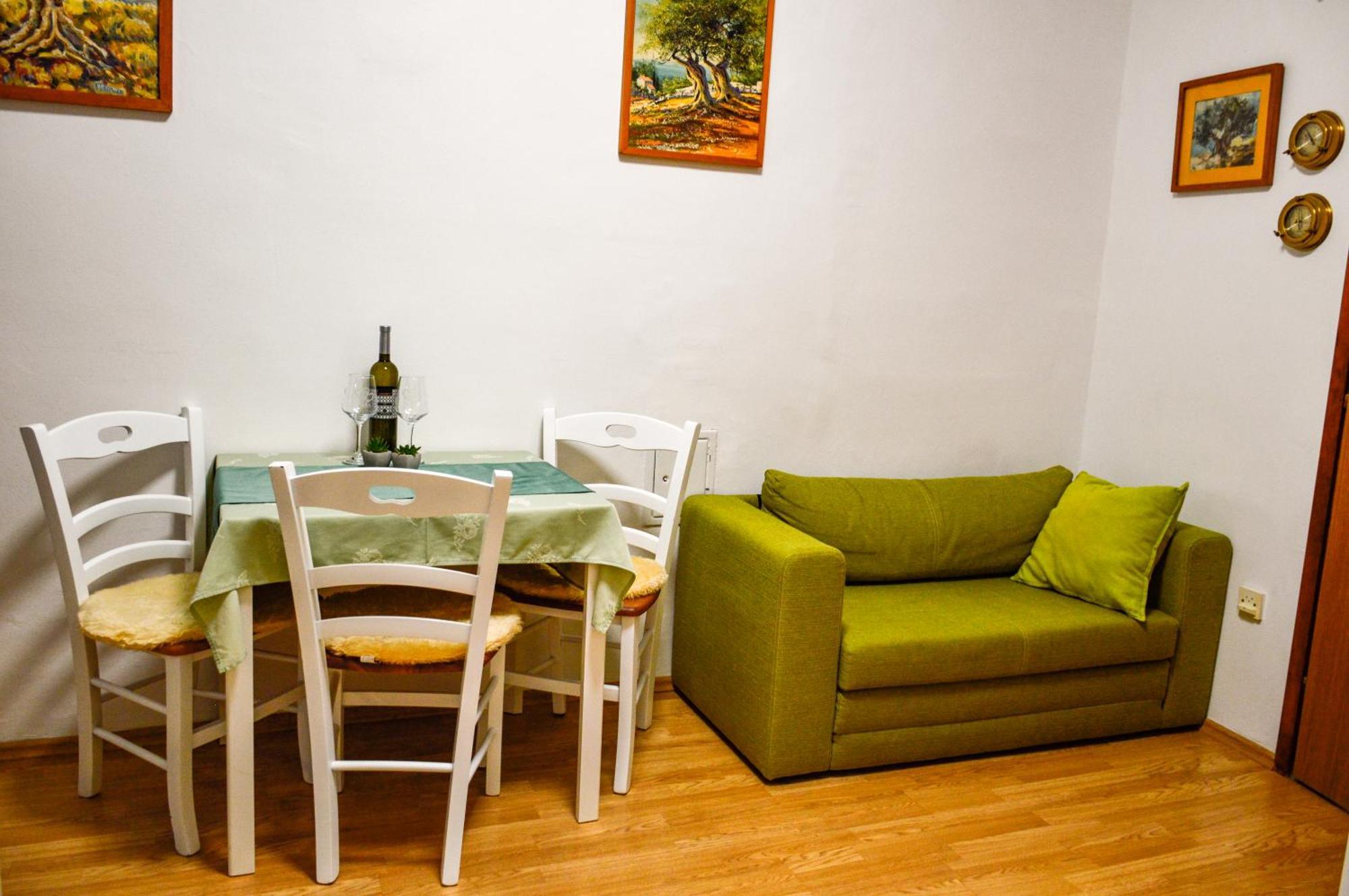 Charming Marine Style Apartment Cres Eksteriør billede